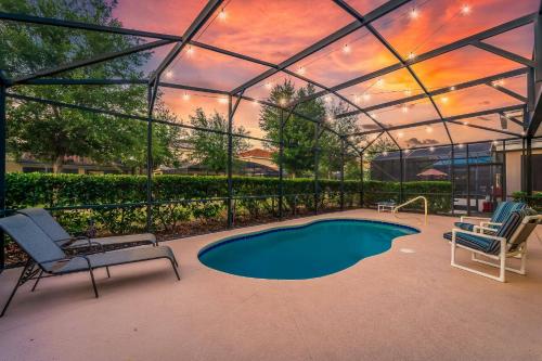 5 Beds Heated Pool at Solterra Resort photo 19