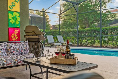 5 Beds Heated Pool at Solterra Resort photo 20