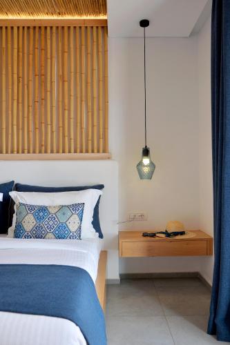 Aktaion Beach Boutique Hotel & Spaにあるベッド