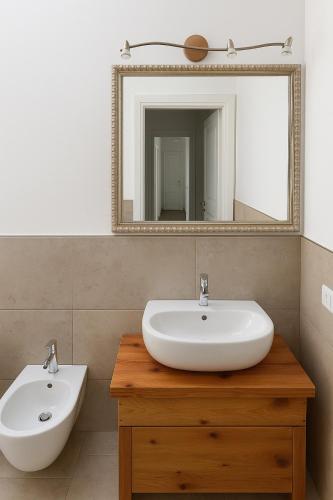 Seaside Elegance 50m from the Beach photo 3