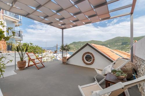 Blue Heaven Loft House