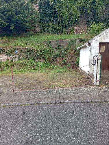 Photo de la galerie de l'établissement Appartement cosy au pied de la tour du Château, à Bourbon-lʼArchambault