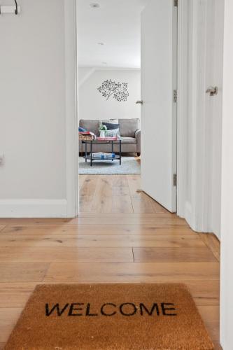 Φωτογραφία από το άλμπουμ του Cosy & Central Brockenhurst Flat, 2BR σε Brockenhurst