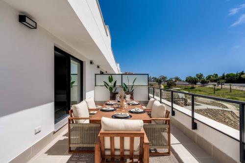 Luxury Apt. Aranya Estepona Pool and Parking