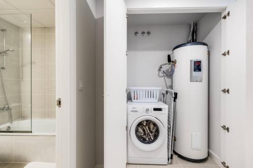 Luxury Apt. Aranya Estepona Pool and Parking photo 23