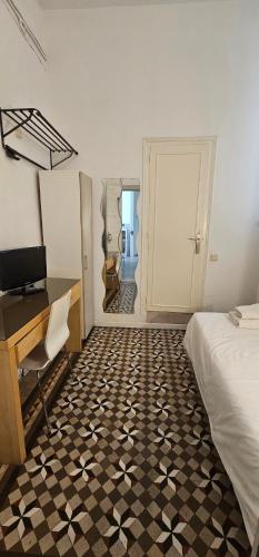 Hostal Eixample photo 88