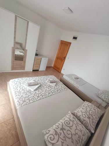 Gallery image of EKI Smeštaj in Donji Štoj
