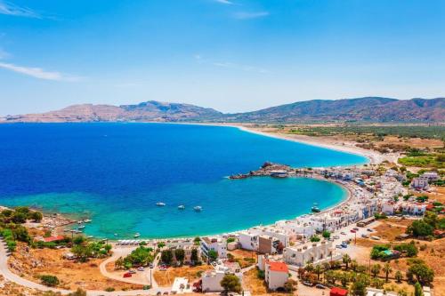 an aerial view of a beach and the ocean at Costa Blu mare in Haraki