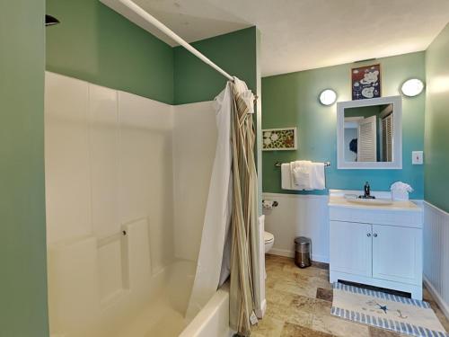 Un baño de Sunset Cove
