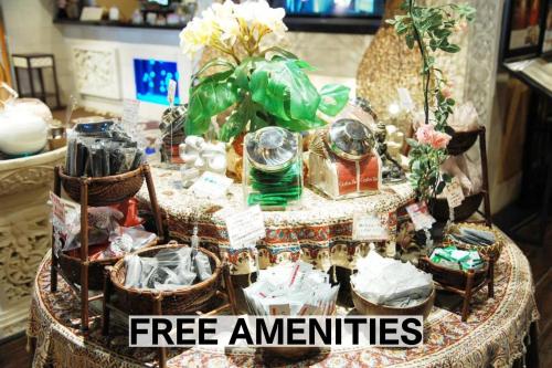 a table with many items on it with the words free amenities at BaliAn Resort Chiba-Chuo in Chiba