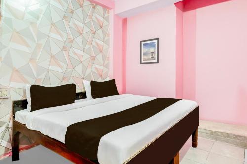 Fotografie z fotogalerie ubytování Hotel O KS v destinaci Bhiwadi