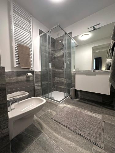 Un baño de Lux Flat Sesto