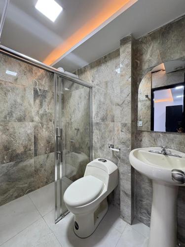 Koupelna v ubytování Hotel Monaco