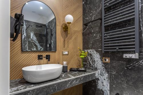 Blue Prestige Suites