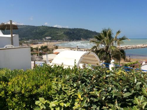 Foto dalla galleria di Hotel Elisa - Spiaggia Privata Inclusa a Peschici