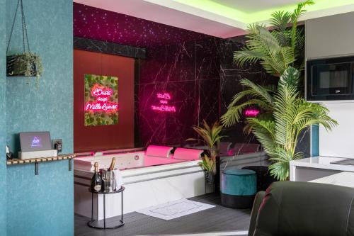 Toulouse Love room, suite avec spa privatif photo 31