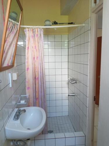 Koupelna v ubytování Safari Apartments