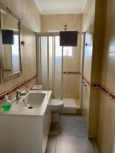 Ένα μπάνιο στο MATEHOME Torre Del Mar