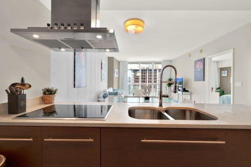 Luxurious 5-STAR condo at the ICON Brickell photo 12