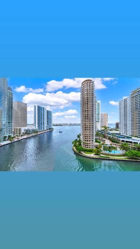 Luxurious 5-STAR condo at the ICON Brickell photo 15