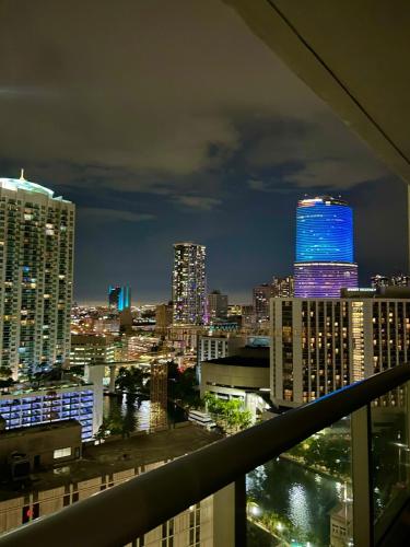 Vue générale sur Miami ou vue de la ville depuis l'appartement