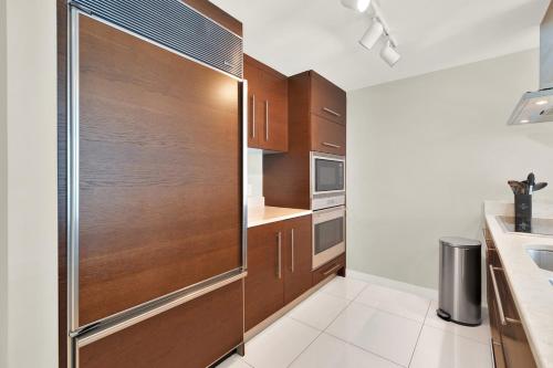 Luxurious 5-STAR condo at the ICON Brickell photo 43