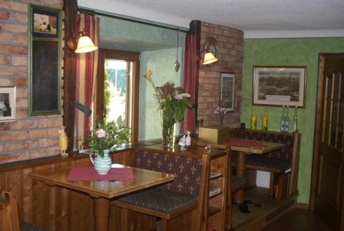 Gallery image of Landgasthof Trattnig in Schiefling am See