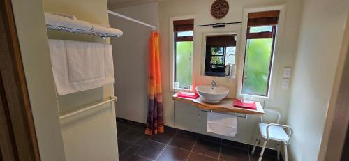 Fotografie z fotogalerie ubytování The Rocks Chalets v destinaci Takaka