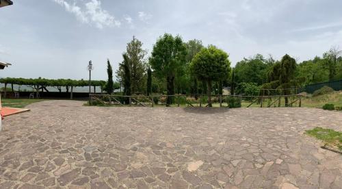 Ein Garten an der Unterkunft Podere Piccini with pool in Val d'Orcia-Tuscany