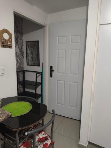 Fotografie z fotogalerie ubytování apartamentito tipo estudio AMUEBLADO tranquilo y acogedor cocina y baño privado independiente en CHANIS cerca de Costa del este v destinaci Panamá