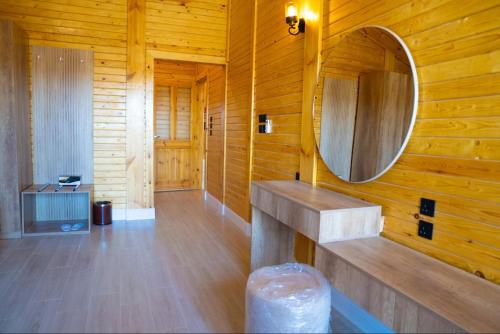 Et badeværelse på مزرعة واكواخ ريف الازهر