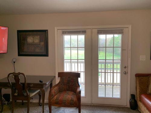 Χώρος καθιστικού στο Cozy & Convenient Stay 2BR Near Ft Campbell