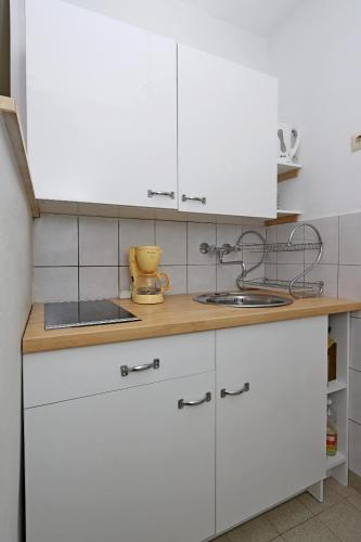 Apartment Barbat 14247d