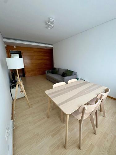 Χώρος καθιστικού στο Cosy Home Azores