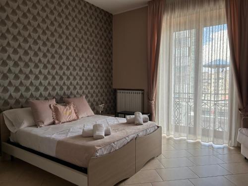 Home Elisabet