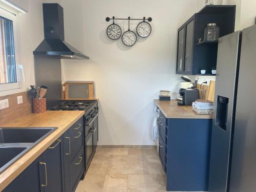 Photo de la galerie de l'établissement Gîte spacieux et confortable proche de La Flèche - FR-1-410-471, à Villaines-sous-Malicorne