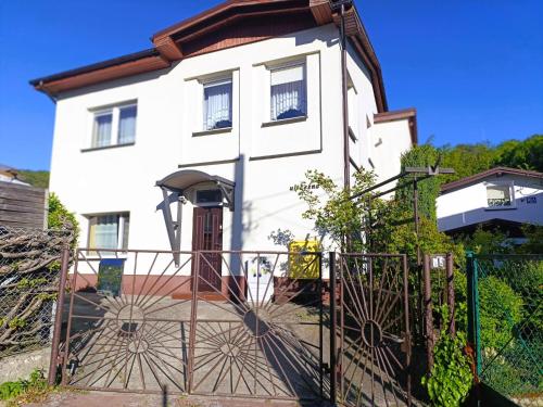 Apartment in Mi dzyzdroje near the Beach