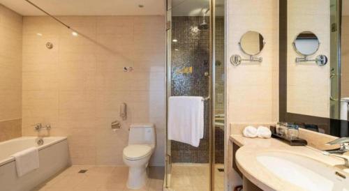 Ένα μπάνιο στο Jiande Peninsula Kaihao Hotel