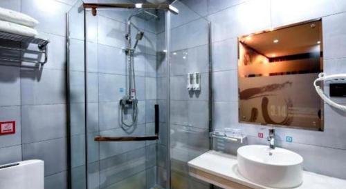 Ένα μπάνιο στο PAI Hotel·Linfen Hongdong Lily Town