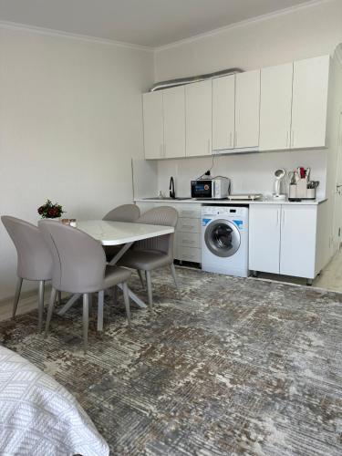 Η κουζίνα ή μικρή κουζίνα στο Asanova House