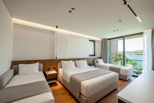 Gallery image of Euro Hotel in Ksamil