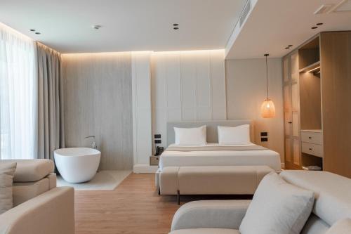 Gallery image of Euro Hotel in Ksamil