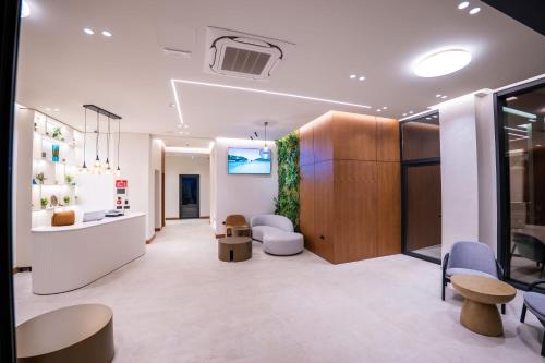 Gallery image of Euro Hotel in Ksamil