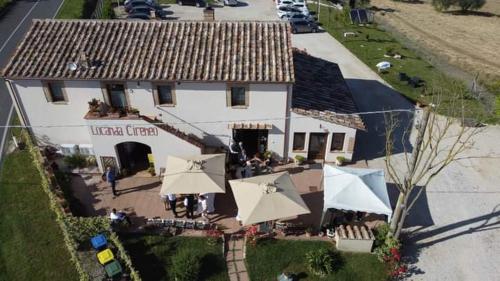 Το κτήριο όπου στεγάζεται  το bed & breakfast
