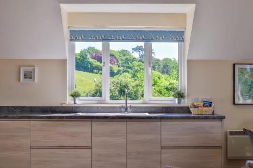 Köök või kööginurk majutusasutuses Seascape Cottage