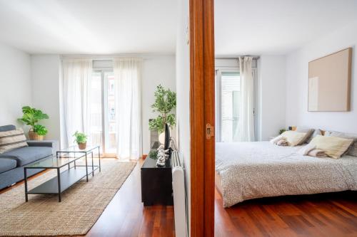 Lovely apartment Sagrada Familia
