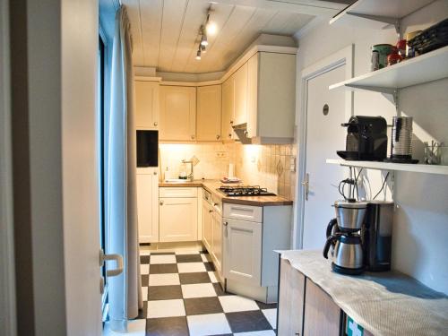 Кухня або міні-кухня у Tripel B