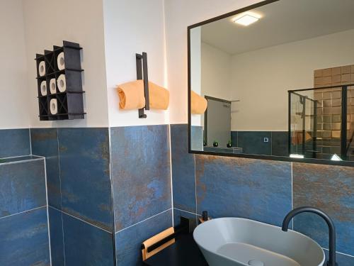 Ένα μπάνιο στο CASATUA - Parkplatz - Tischfussball - Dart - Messe - WiFi - Küche