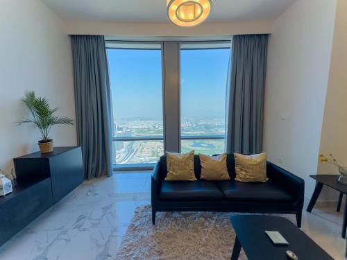 Modern and Spacious 2BR in Business Bay