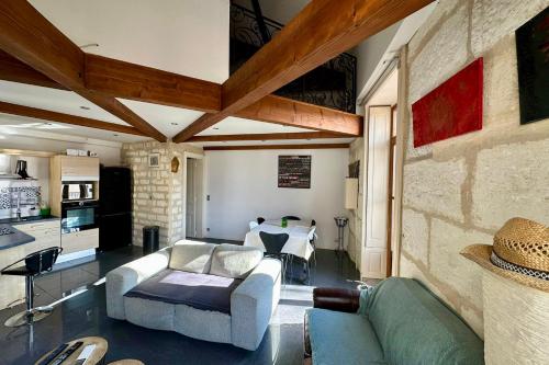 The Duplex- Air-conditioned 3 bedrooms in the center of Montpellier!